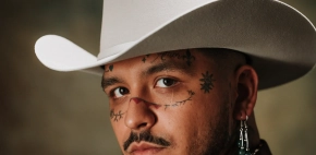 Christian Nodal es relacionado con una de sus violinistas