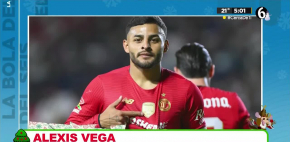 Alexis Vega criticado por aventar dinero