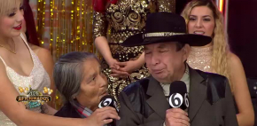 Esposa se pone celosa en pleno programa