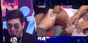 Depilan a Freddy Meza en vivo