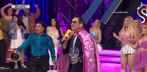 Ernesto Gabriel baña a todos en el estudio