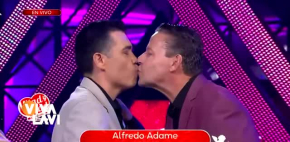 Ángel Castro recuerda su beso con Alfredo Adame