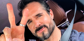 José Ron devela fotografía desnudo en exposición