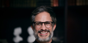 Gael García se molesta con fan tras grabarlo sin su consentimiento