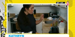 Mujer y su extraña adición de comer por la nariz