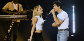Tini sorprende junto a los Jonas Brothers en Argentina