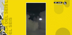 Luz suspendida en el cielo, sorpende las redes sociales
