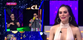 Captan a Vivian Cepeda con misterioso hombre