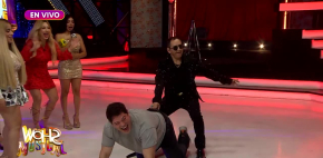 Momento sexy entre Chavana y Víctor