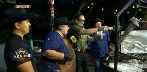 Bendice al cabrito para que todo salga bien