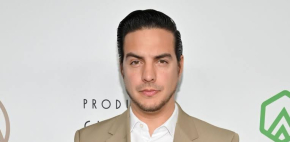 Vadhir Derbez vive incómodo momento tras recibir una 