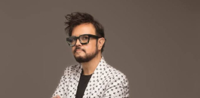 Aleks Syntek se disculpa y asegura se va de México