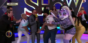 Le hacen faul a Chavana