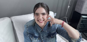 Camila Fernández celebra junto a su familia su embarazo