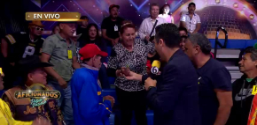 A Pollo le huele feo la boca
