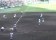 Un equipo en Japón ejecuta a la perfección toque suicida para dejar tendidos en el campo al rival