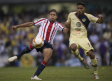 América y Chivas protagonizan intenso empate en el Estadio Azteca