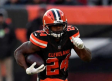 Browns sorprenden a Falcons con histórico acarreo de Chubb