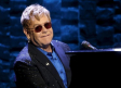 Revive su niñez Elton John