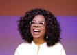 Rinde Oprah Winfrey homenaje a Nelson Mandela en Sudáfrica