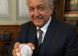 Julio Urías regala pelota a López Obrador