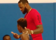 Video de LeBron James alentando a su hijo se vuelve viral