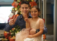 Vestido de Santa, James disfrutó Navidad en Colombia