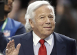 Doble acusación para Robert Kraft