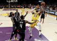 Se burlan de LeBron James y los Lakers tras derrota ante Clippers