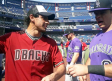 Nahuel lanza la primera bola en el Diamondbacks vs Rockies