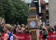 Corredor se disfraza como el 'Big Ben' en el Maratón de Londres