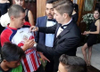 Brizuela se casó y tras boda atendió a hinchas