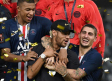 Mbappé no dejó celebrar a Neymar tras ganar el Trofeo de Campeones