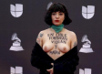 Mon Laferte sorprende con protesta en topless durante los ‘Latin Grammy 2019’