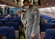 Hombre oculta síntomas de coronavirus y provoca que aterricen de emergencia
