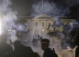 En medio de protestas, la Casa Blanca apaga sus luces