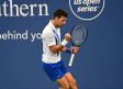 Novak Djokovic se corona en en Cincinnati