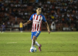 Chivas corre a Villalpando y pone transferibles a Peña, Gallito y Chofis