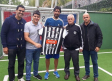 Sebastian Abreu firma con el Athletic Club