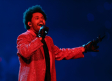 ¡No era 'el de siempre'!: Portó The Weeknd blazer de Givenchy en el Super Bowl