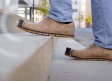 Crean zapatos ‘inteligentes’ que te alertan sobre los obstáculos