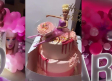 Los detalles del cumpleaños 22 de Karely Ruiz en temática color rosa