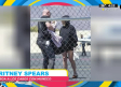 Britney Spears llegó a México con un muñeco como si fuera un bebé