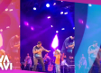Eden Muñoz sube a fan a bailar al escenario y le roba el show