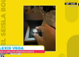 Alexis Vega regala anillos personalizados