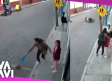 Motociclista sufre accidente por una pelota