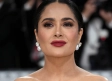 Salma Hayek es captada en el aeropuerto de CDMX