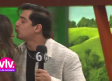 Zair Almendarez intenta robarle un beso a Dani Villa