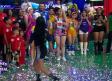 Fuerte golpe a Barbie con el balón