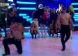 Sensuales pasos de baile de Rubén y 'El Polisexy'